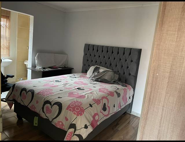 3 BEDROOM FREEHOLD FOR SALE IN SOSHANGUVE VV